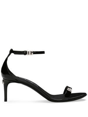 Dolce & Gabbana sandales en cuir verni à plaque logo - Noir