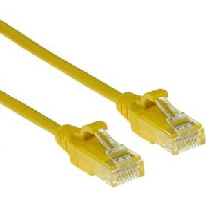 ACT Gele 10 meter LSZH U/UTP CAT6 datacenter slimline patchkabel snagless met RJ45 connectoren