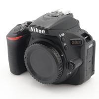 Nikon D5600 body occasion