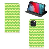 Apple iPhone 11 Pro | Hoesje met Magneet | Waves Green Apple iPhone 11 Pro | Hoesje met Magneet | Waves Green