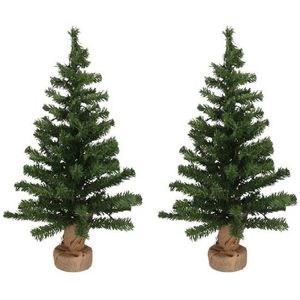 2x Kleine kerstbomen in jute zak inclusief verlichting 75 cm