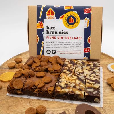 Brownie Sinterklaas box - 12 Brownies - Brievenbus Pakket - Box Brownies - Fair trade Belgische chocolade - 6x Pepernoten - 6x Gevulde speculaas