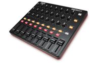 AKAI MIDIMIX Mixer/DAW Regelaar USB Zwart