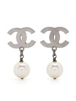 CHANEL Pre-Owned boucles d'oreilles à perles artificielles (2010) - Blanc - thumbnail