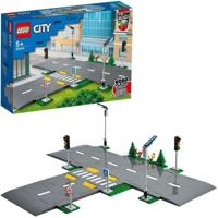 LEGO City 60304 Kruispunt om in elkaar te zetten, City bouwspel met panelen en wegen om in elkaar te zetten voor jongen of meisje