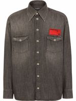 Dolce & Gabbana chemise en jean à patch logo - Gris - thumbnail