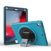 Voor iPad 9 7 inch (2017) 360 graden rotatie PC + TPU beschermhoes met houder & hand strap (licht blauw)
