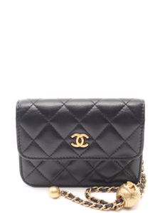 CHANEL Pre-Owned 2021-2022 Pearl Crush clutch - Zwart