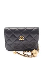 CHANEL Pre-Owned 2021-2022 Pearl Crush clutch - Zwart - thumbnail
