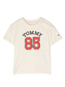 Tommy Hilfiger Junior t-shirt à logo imprimé - Tons neutres