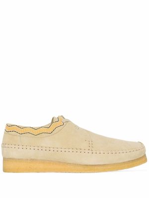 Clarks Originals chaussures Weaver en daim - Tons neutres