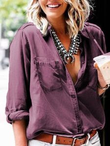 Vacation Blouse With Necklace