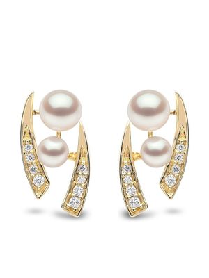 Yoko London puces d'oreilles Trend en or jaune 18ct ornées de diamants et de perles