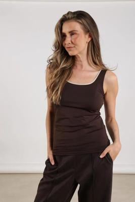 NUKUS Juba Singlet | Dark Chocolate