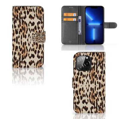 iPhone 13 Pro | Telefoonhoesje | Met pasjeshouder | Leopard