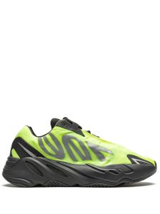 adidas Yeezy baskets Yeezy Boost 700 MNVN 'Phosphor' - Vert