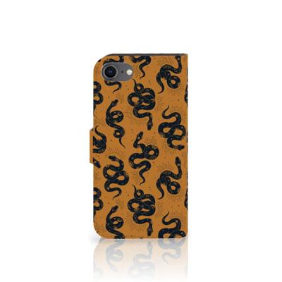 Telefoonhoesje | Met pasjeshouder | voor iPhone 7 | 8 | SE (2020) | SE (2022) Snakes Telefoonhoesje | Met pasjeshouder | voor iPhone 7 | 8 | SE (2020) | SE (2022) Snakes