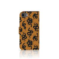 Telefoonhoesje | Met pasjeshouder | voor iPhone 7 | 8 | SE (2020) | SE (2022) Snakes