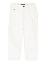 Emporio Armani Kids jean à logo en relief - Blanc