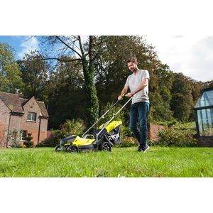 Ryobi ONE+ Grasmaaier RLM18C33B-25 18V grasmaaier Accu inbegrepen