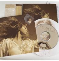 Taylor Swift - Fearless:Taylor&apos;s Version (Japanse Editie Met Plectrum) 2CD
