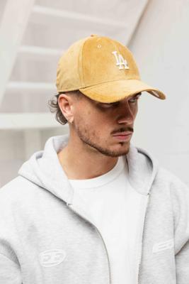 New Era 9Forty Los Angeles Dodgers Cord Pet Heren Bruin - Maat One Size - Kleur: Bruin | Soccerfanshop