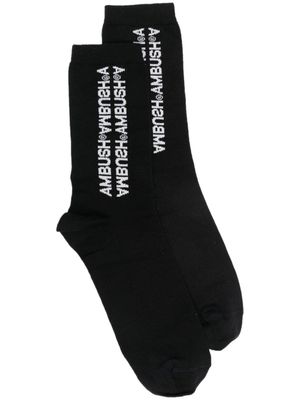 AMBUSH chaussettes nervurées à logo en jacquard - Noir
