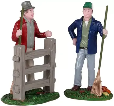 Lemax friendly neighbors, s/2 kerstdorp figuur type 3 Harvest Crossing 2021