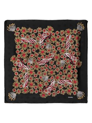 CHANEL Pre-Owned foulard en soie à imprimé graphique - Noir