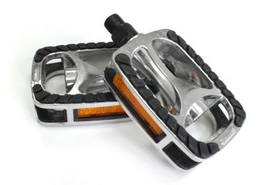 Treking SP-811 Pedalen