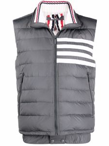 Thom Browne gilet matelassé à détail 4 bandes - Gris