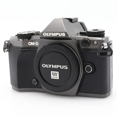 Olympus OM-D E-M5 mark II Titanium Limited Edition body occasion