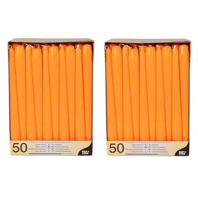 100x Oranje dinerkaarsen 25 cm