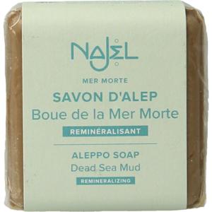 Najel Aleppo zeep scrub dode zee klei