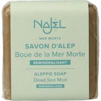Najel Aleppo zeep scrub dode zee klei