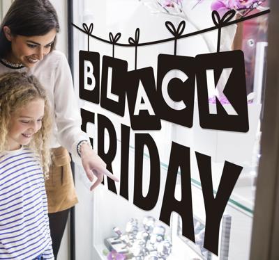 Black friday sticker etalage aan een slinger
