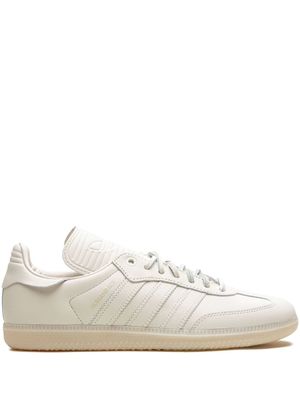 adidas x Pharrell Williams baskets Samba Humanrace 'White' - Tons neutres