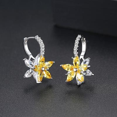 Leuke romantische mooie heldere stenen bloem vorm handige eenvoudige Stud koperen Cubic Zirkonia Earrings(Yellow)