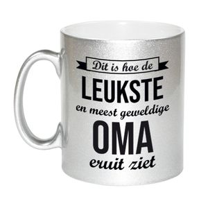 Zilveren leukste en meest geweldige oma cadeau koffiemok / theebeker 330 ml