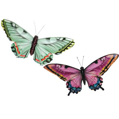 Wanddecoratie vlinders - 2x stuks - groen en roze - 49 x 34 cm - metaal - muurdecoratie tuin