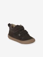Babyslofjes van zacht leer met antislip chocoladebruin Babyslofjes van zacht leer met antislip chocoladebruin