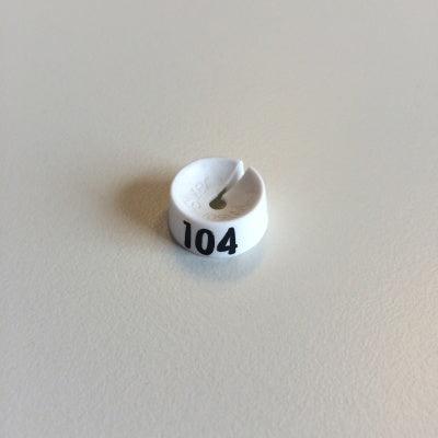 MB wit/zwart 104 voor op kledinghanger