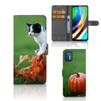 Motorola Moto G9 Plus | Telefoonhoesje | Met pasjeshouder | Kitten