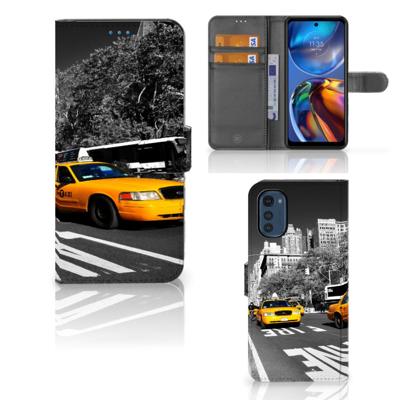 Motorola Moto E32 | Moto E32s | Flip Cover | New York Taxi