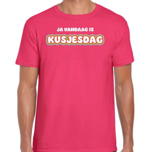 Bellatio Decorations Verkleed T-shirt voor heren - kusjesdag - roze - carnaval - foute party 2XL  -