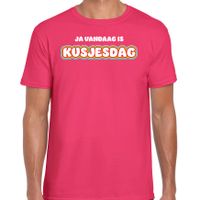 Bellatio Decorations Verkleed T-shirt voor heren - kusjesdag - roze - carnaval - foute party 2XL  - - thumbnail