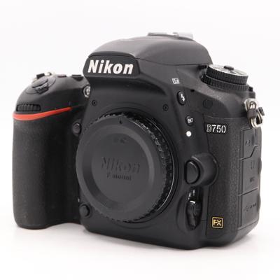 Nikon D750 body occasion