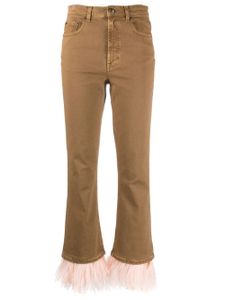 La DoubleJ pantalon court Fancy orné de plumes - Marron