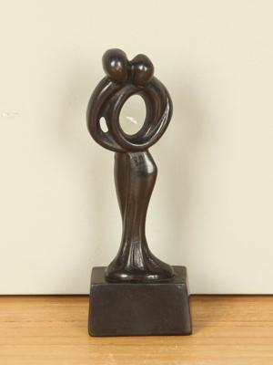 Asbestemming Togetherness brons, 17 cm