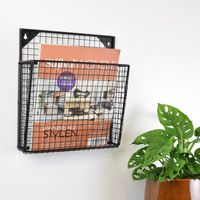 Urban Interiors Tijdschriftenrek 'Maggy' kleur Mat Zwart Urban Interiors Tijdschriftenrek 'Maggy' kleur Mat Zwart